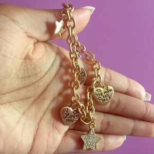 Charm bracelet